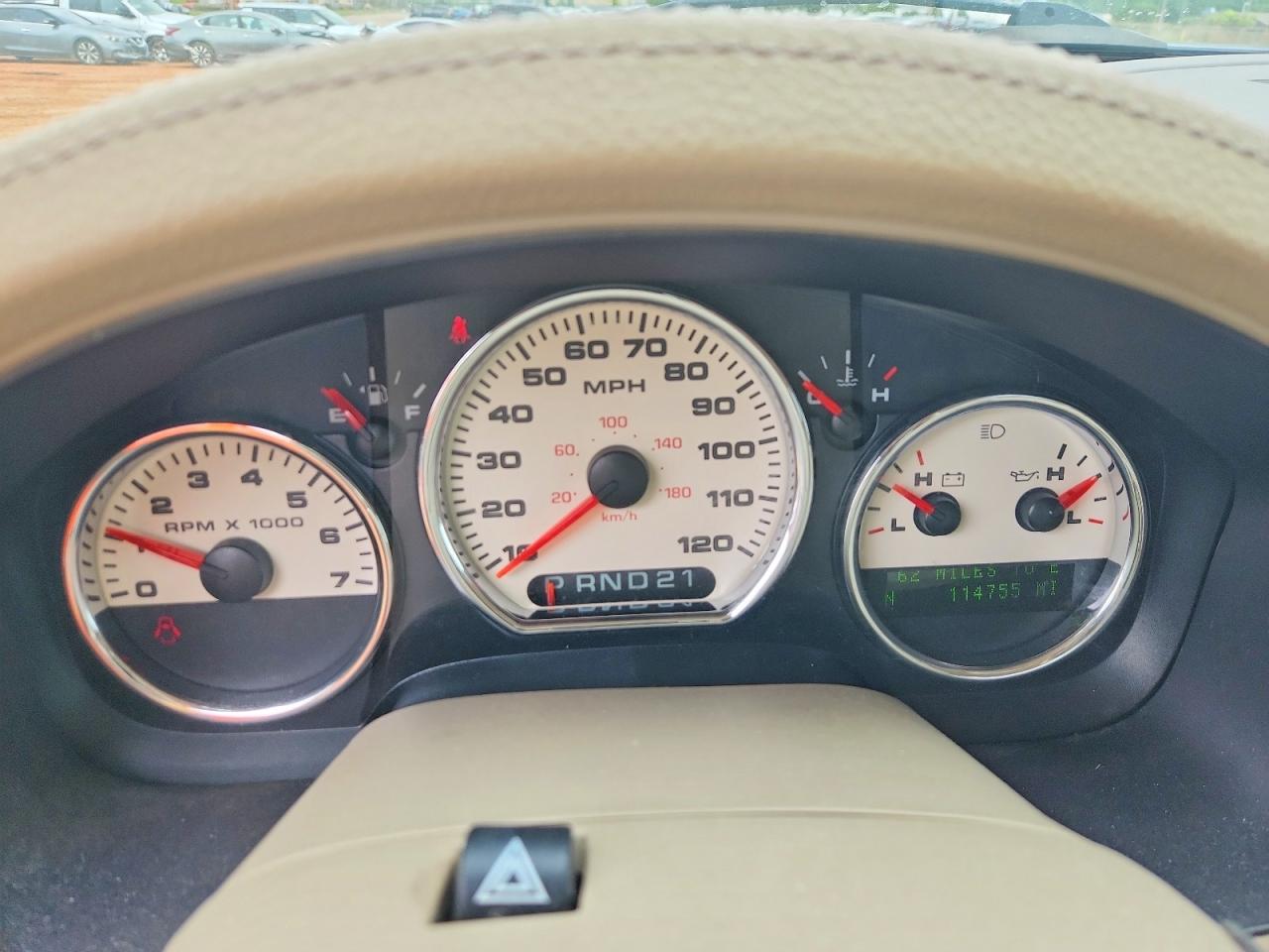 2004 Ford F150 Burgundy vin: 1FTPX12564NA33893
