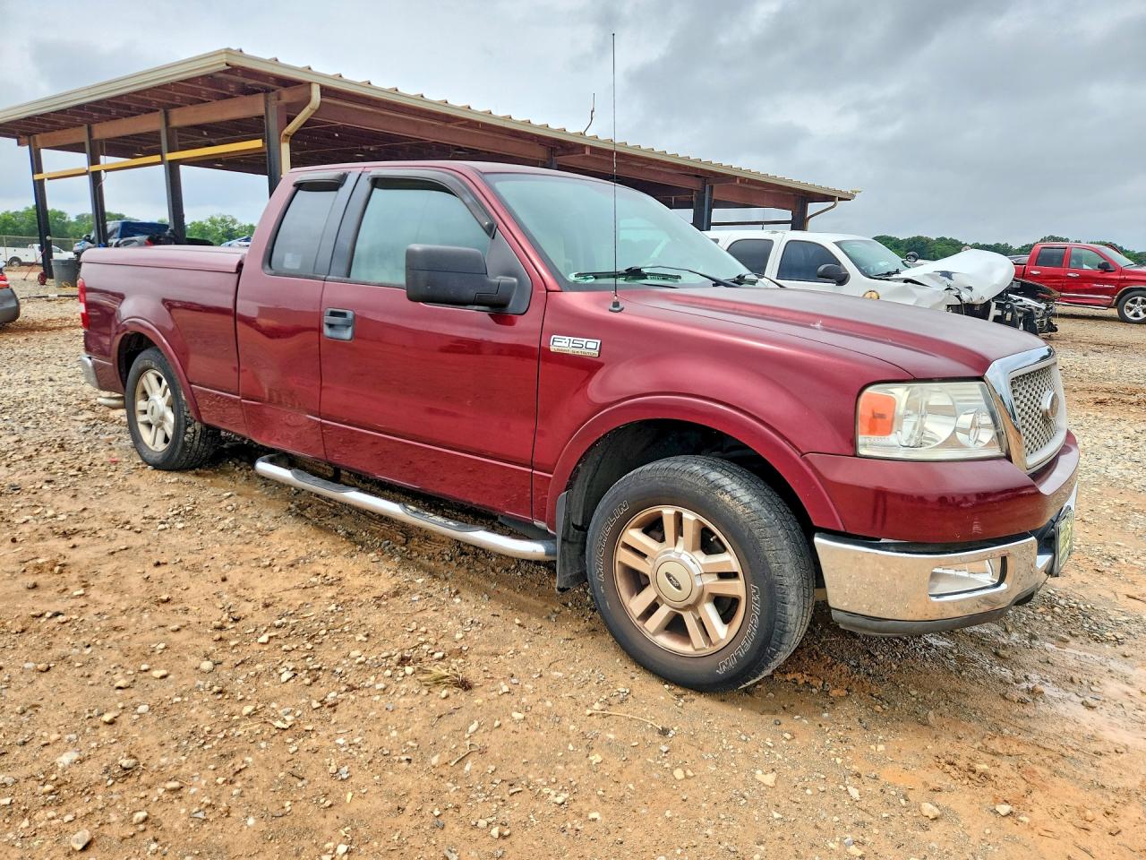 2004 Ford F150 Burgundy vin: 1FTPX12564NA33893