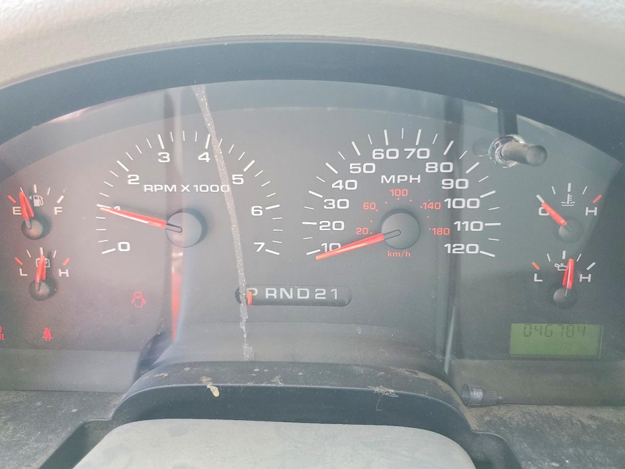 2004 Ford F150 Серый vin: 1FTPX12564NB15428
