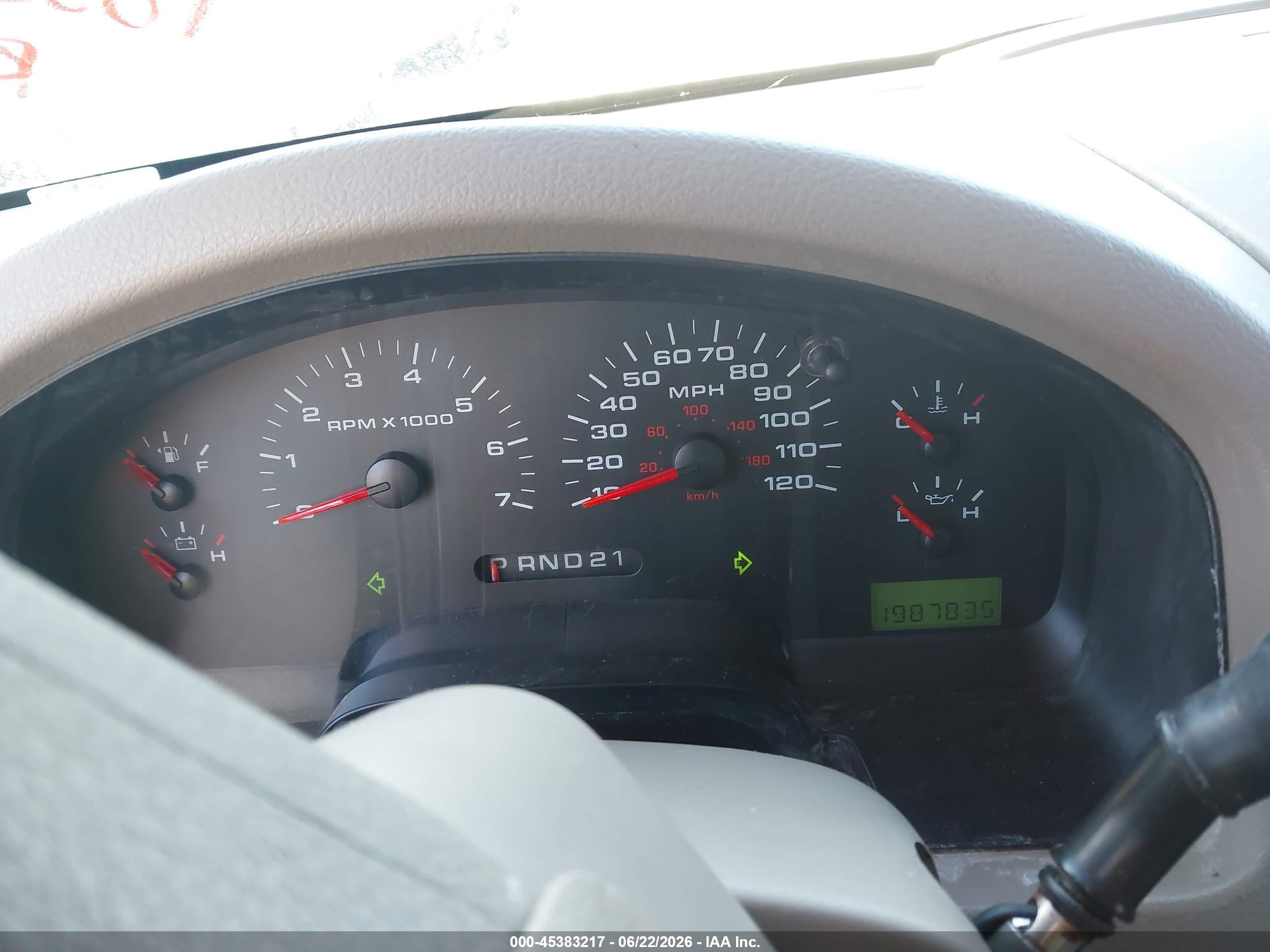 2004 Ford F-150 Lariat/xl/xlt Beige vin: 1FTPX12564NC47363