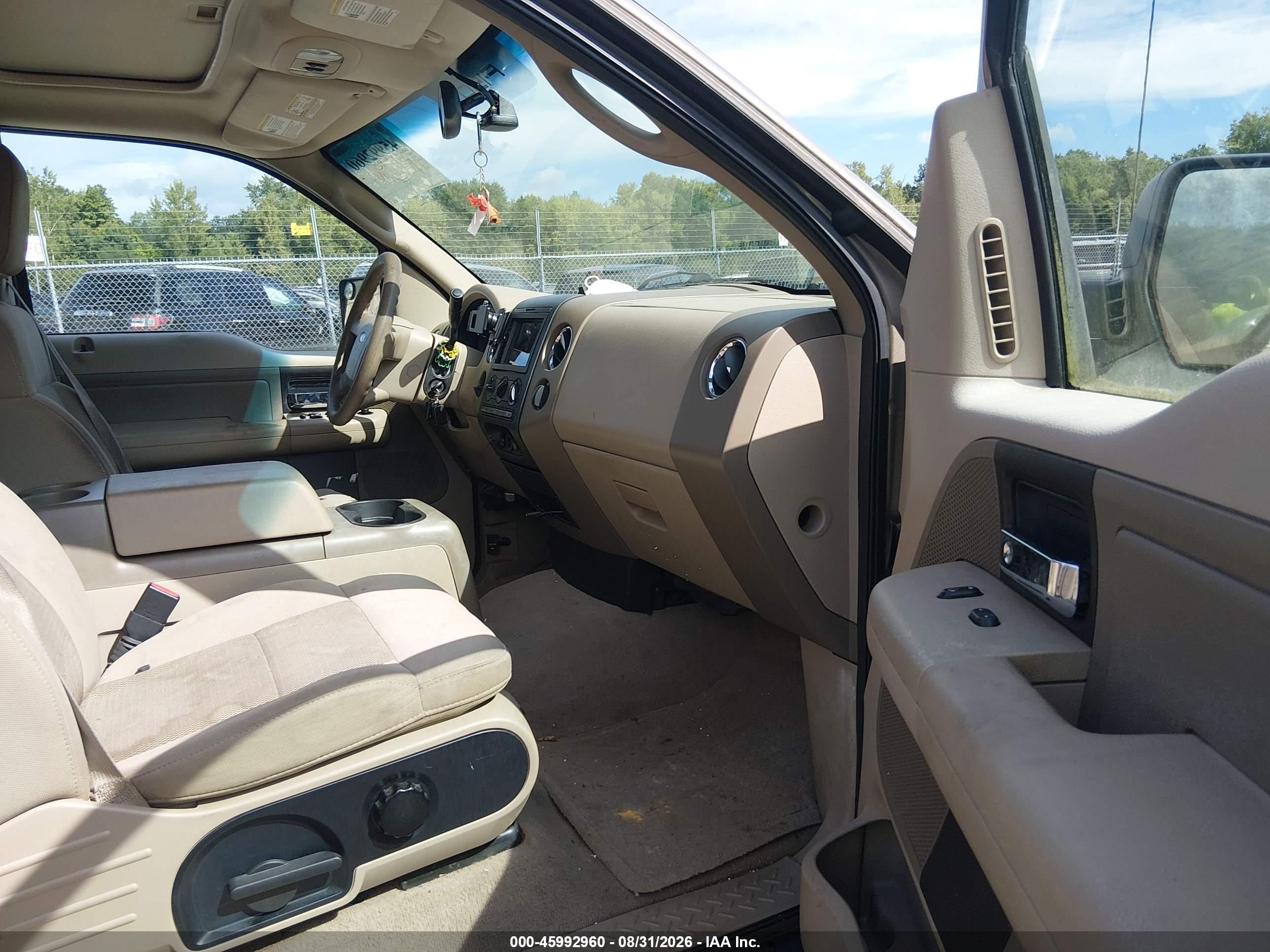 2005 Ford F-150 Lariat/xl/xlt Желто-коричневый vin: 1FTPX12565NA67365
