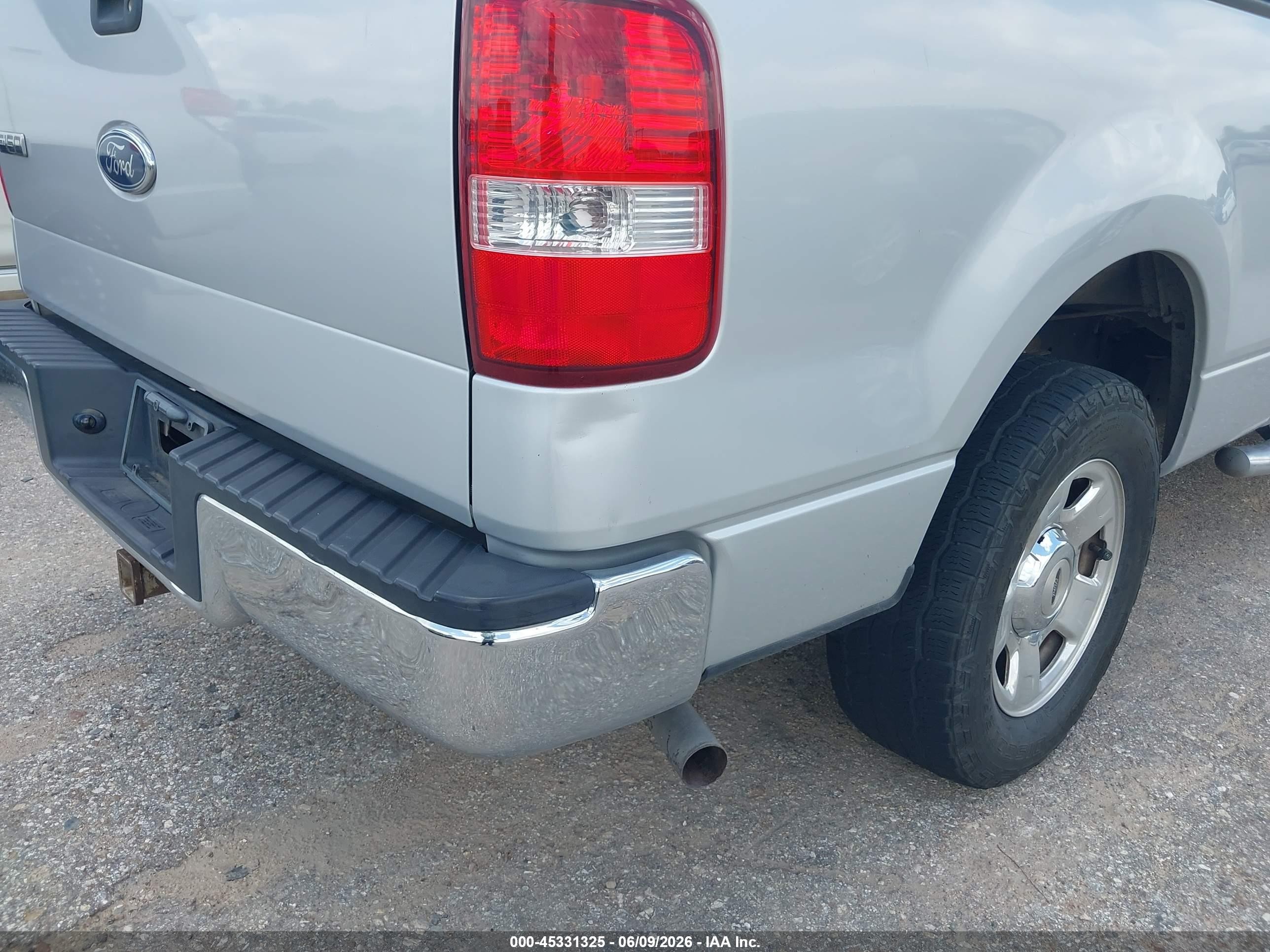 2005 Ford F-150 Lariat/xl/xlt Silver vin: 1FTPX12575NB36533