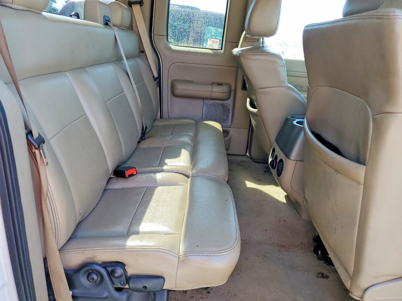 2005 Ford F-150 White vin: 1FTPX12575NB73517