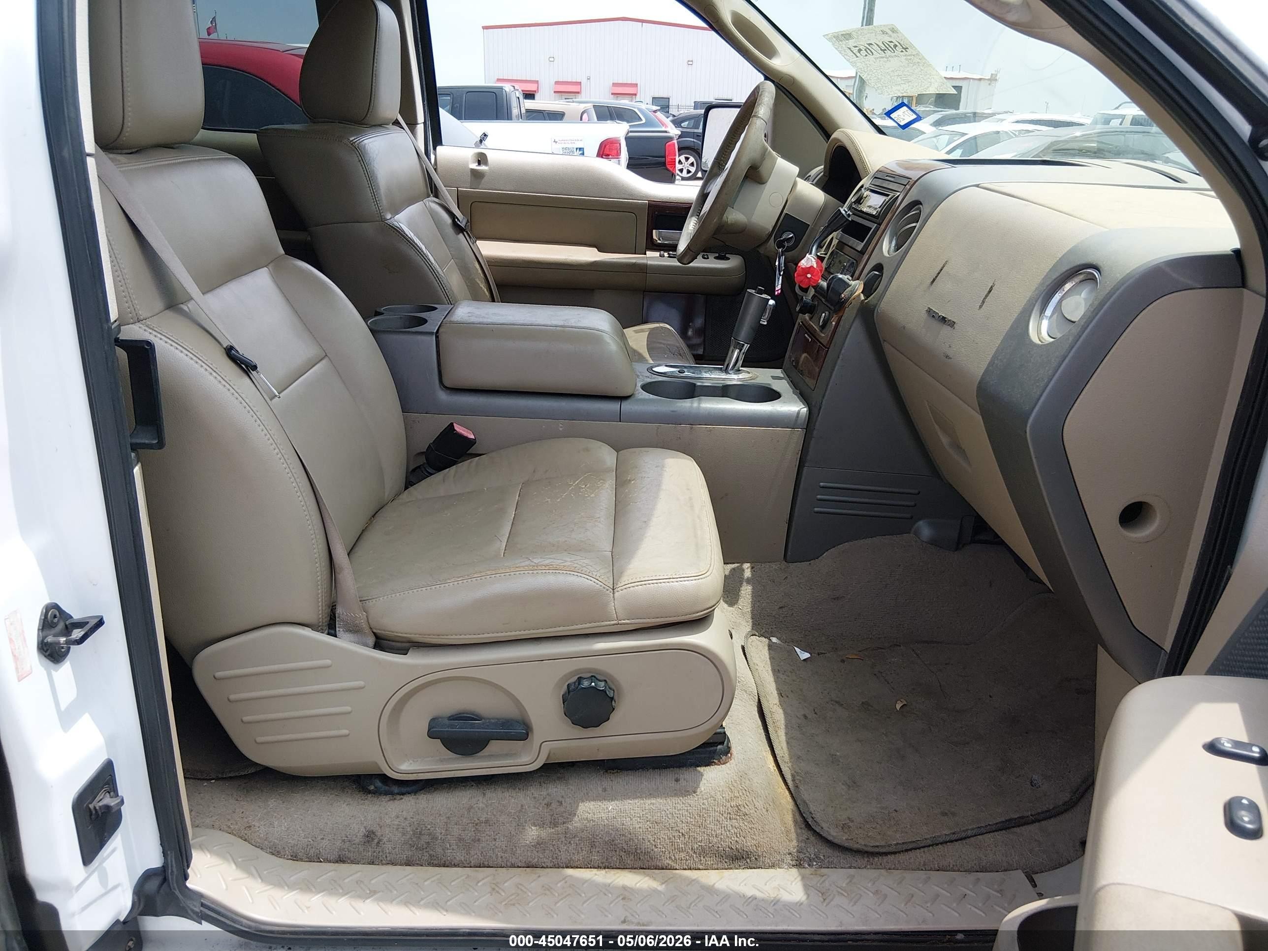 2006 Ford F-150 Lariat/xl/xlt White vin: 1FTPX12576NA25062