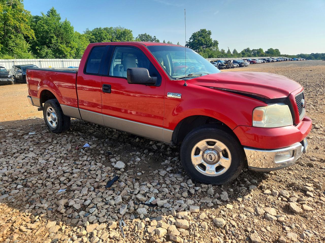 2004 Ford F150 Red vin: 1FTPX12584NA21633