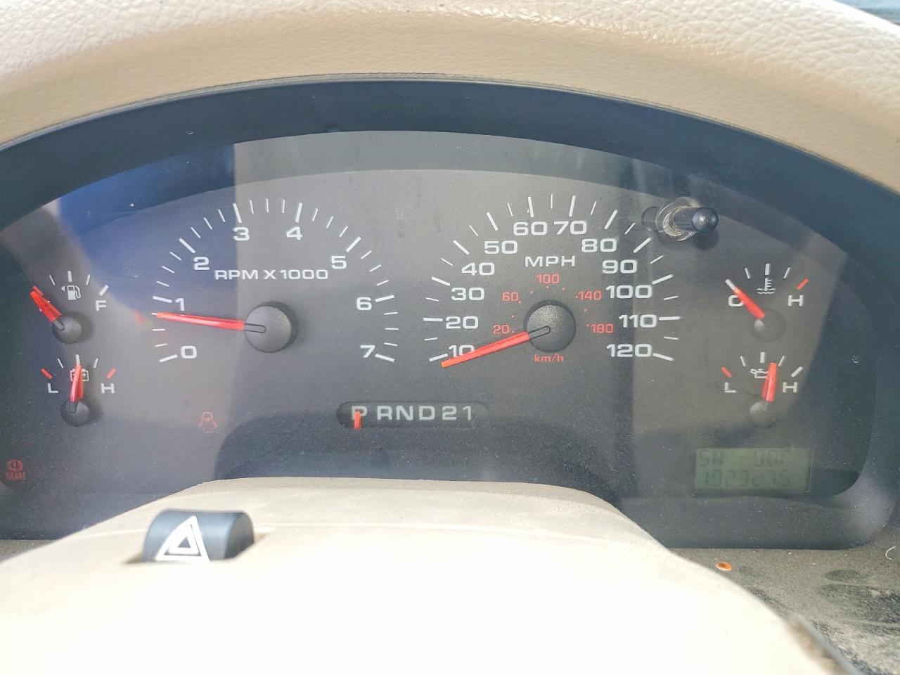 2004 Ford F150 Gold vin: 1FTPX12584NA65275