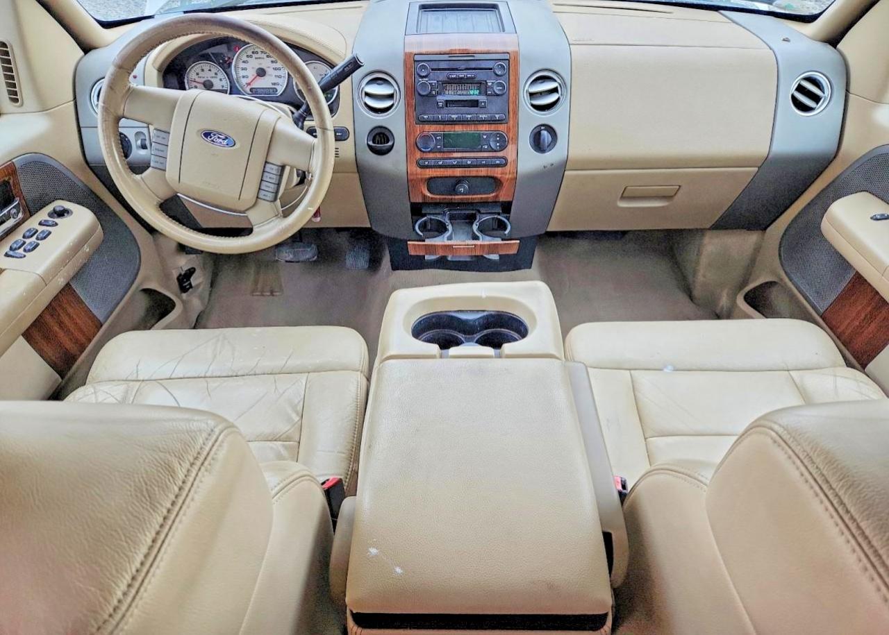 2004 Ford F150 Белый vin: 1FTPX12584NB75243