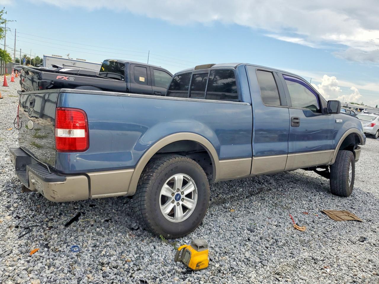 2005 Ford F150 Синий vin: 1FTPX12585FB75089