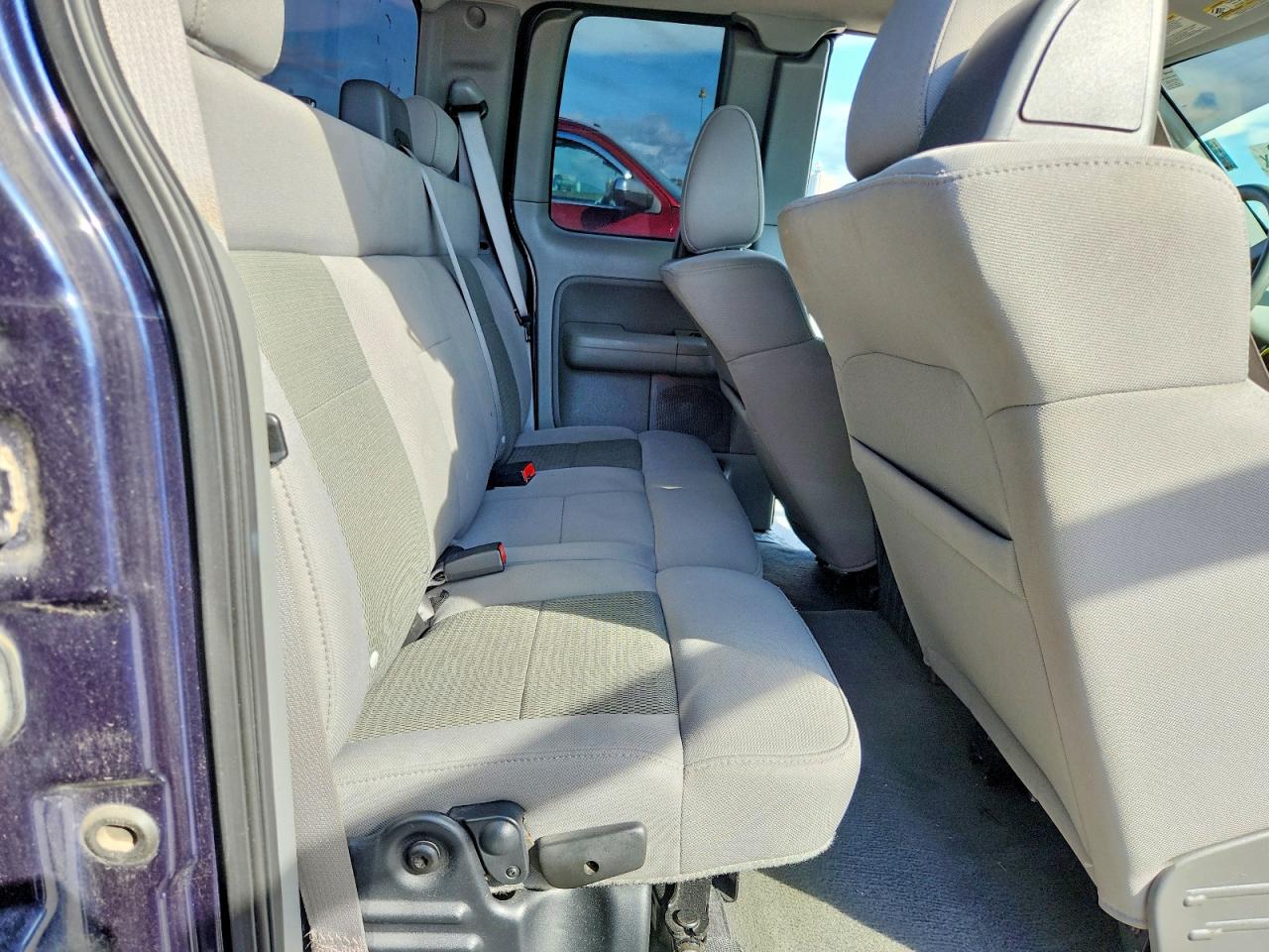 2005 Ford F150 Blue vin: 1FTPX12585NB38405