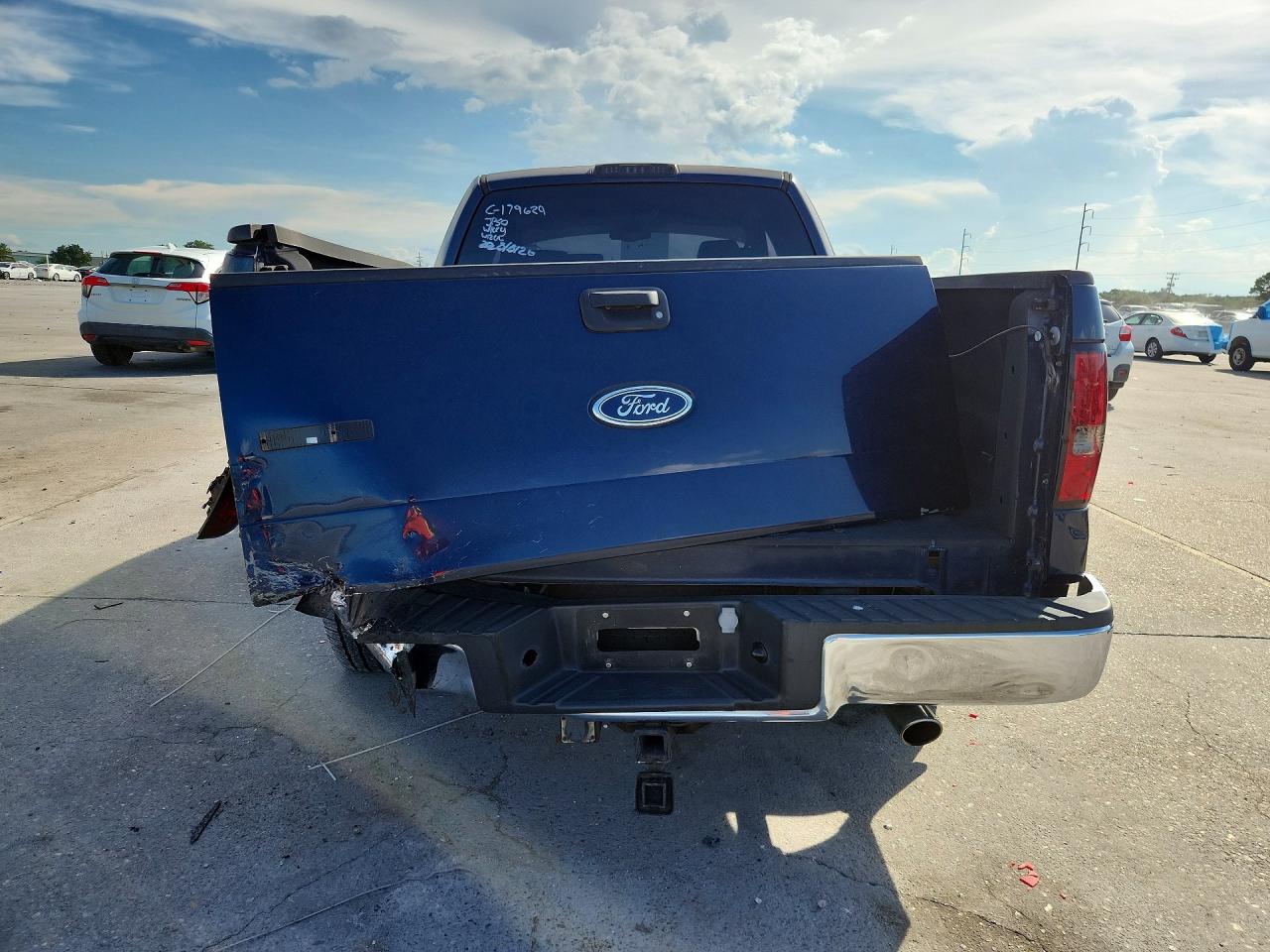 2005 Ford F150 Blue vin: 1FTPX12585NB38405