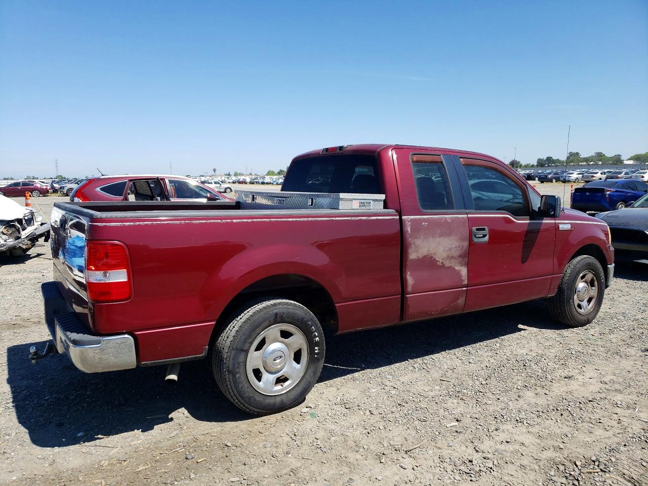 2006 Ford F150 Maroon vin: 1FTPX12586KB94119