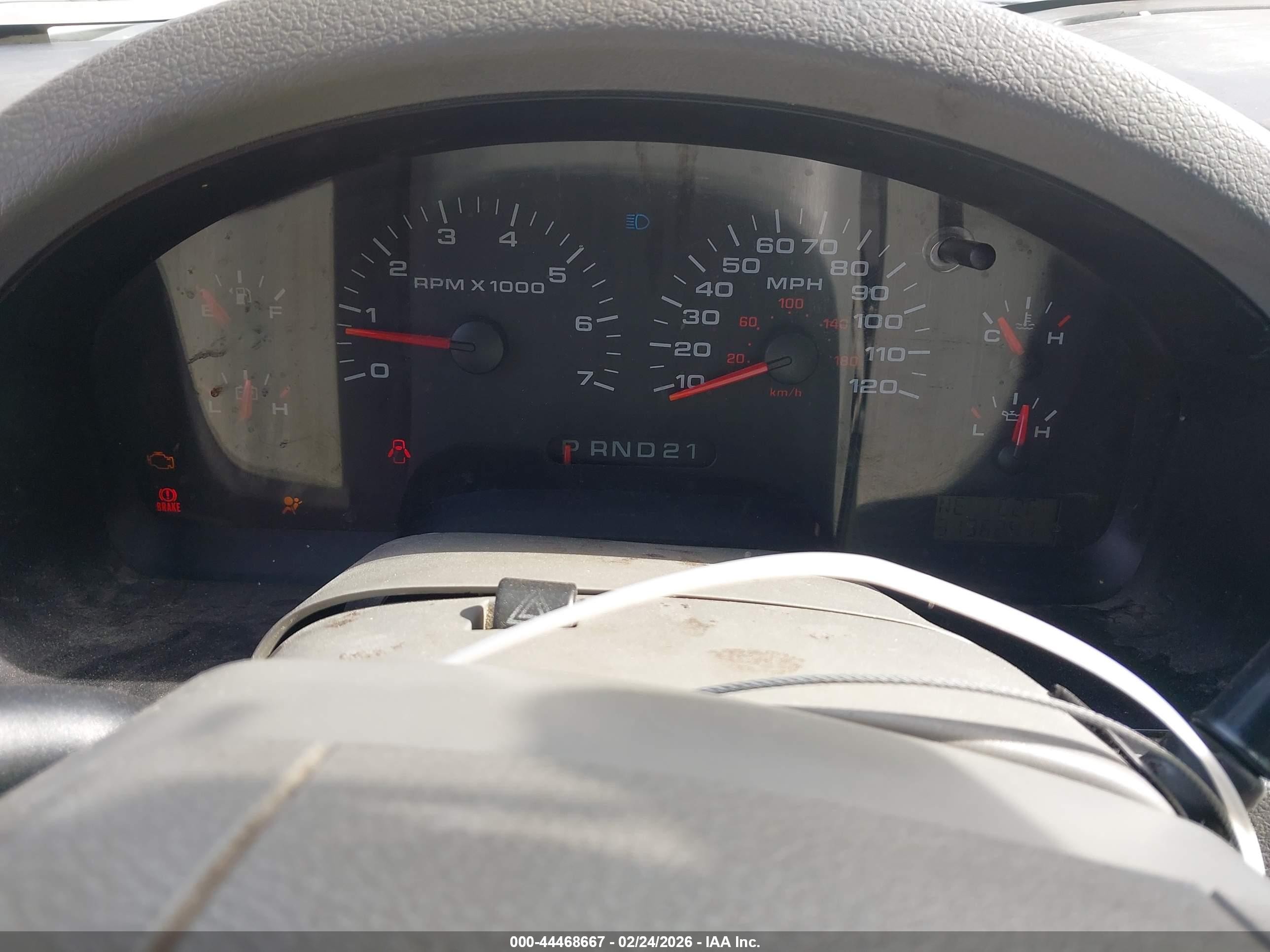 2004 Ford F-150 Lariat/xl/xlt White vin: 1FTPX12594NA93196