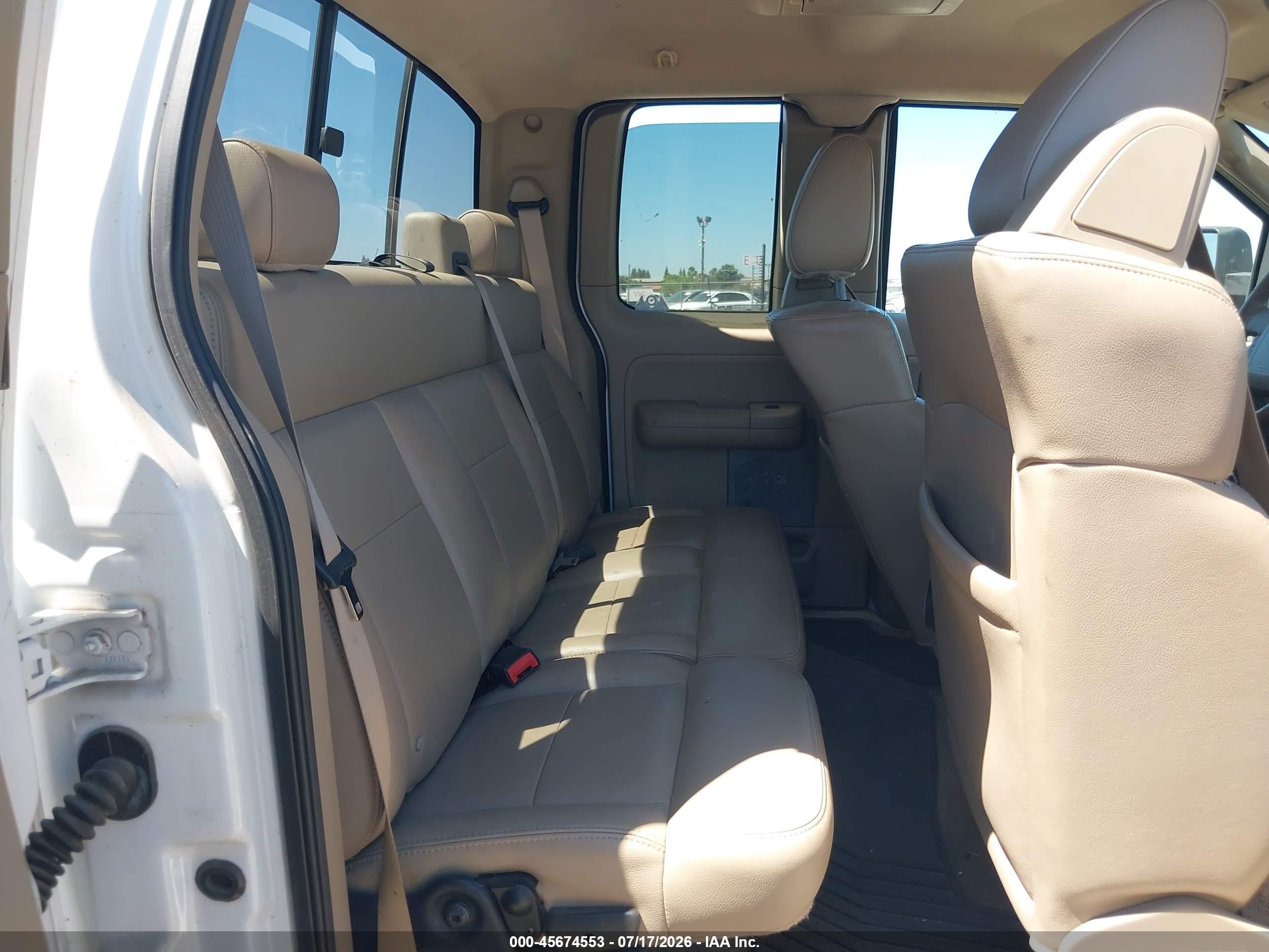 2005 Ford F-150 Lariat/xl/xlt White vin: 1FTPX12595NA93118