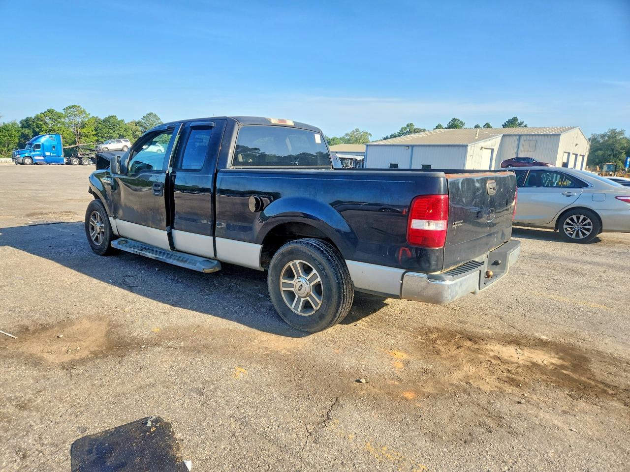 2006 Ford F150 Black vin: 1FTPX12596NA61691
