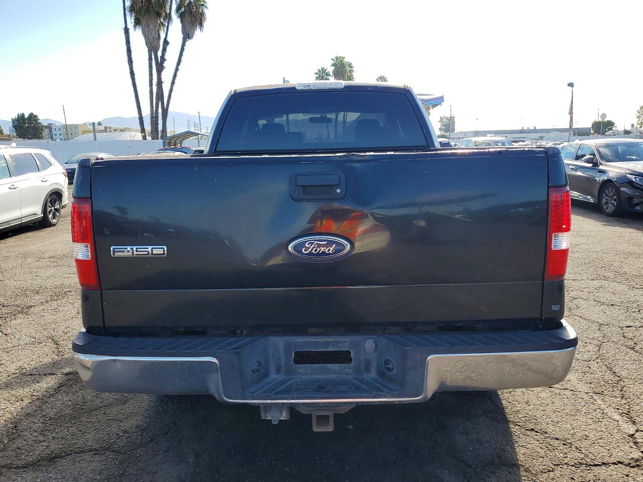 2005 Ford F150 Black vin: 1FTPX125X5NA91541