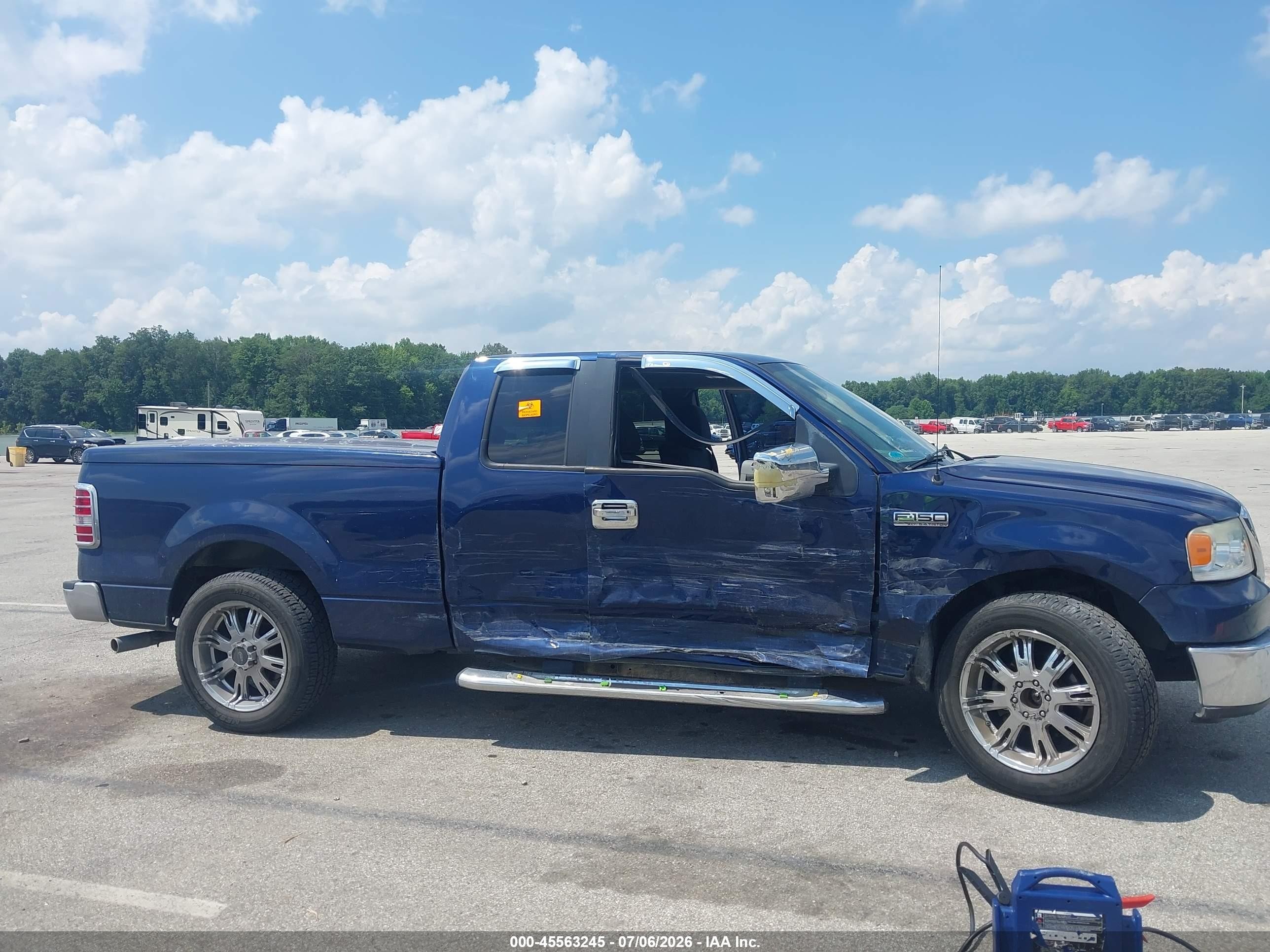 2008 Ford F-150   Dark Blue vin: 1FTPX12V08FA61821