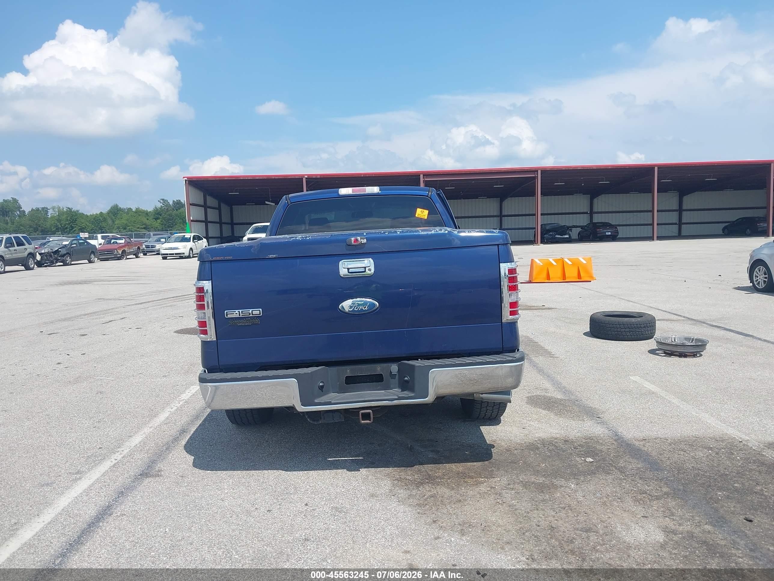 2008 Ford F-150   Dark Blue vin: 1FTPX12V08FA61821