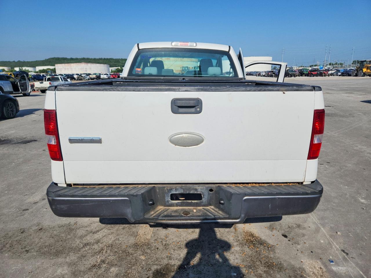 2006 Ford F150 Белый vin: 1FTPX12V16KD14052