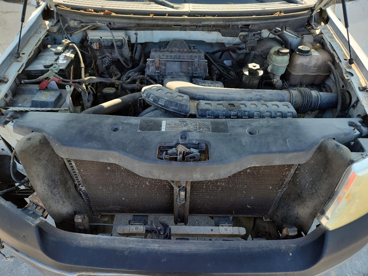 2006 Ford F150 Белый vin: 1FTPX12V16KD14052