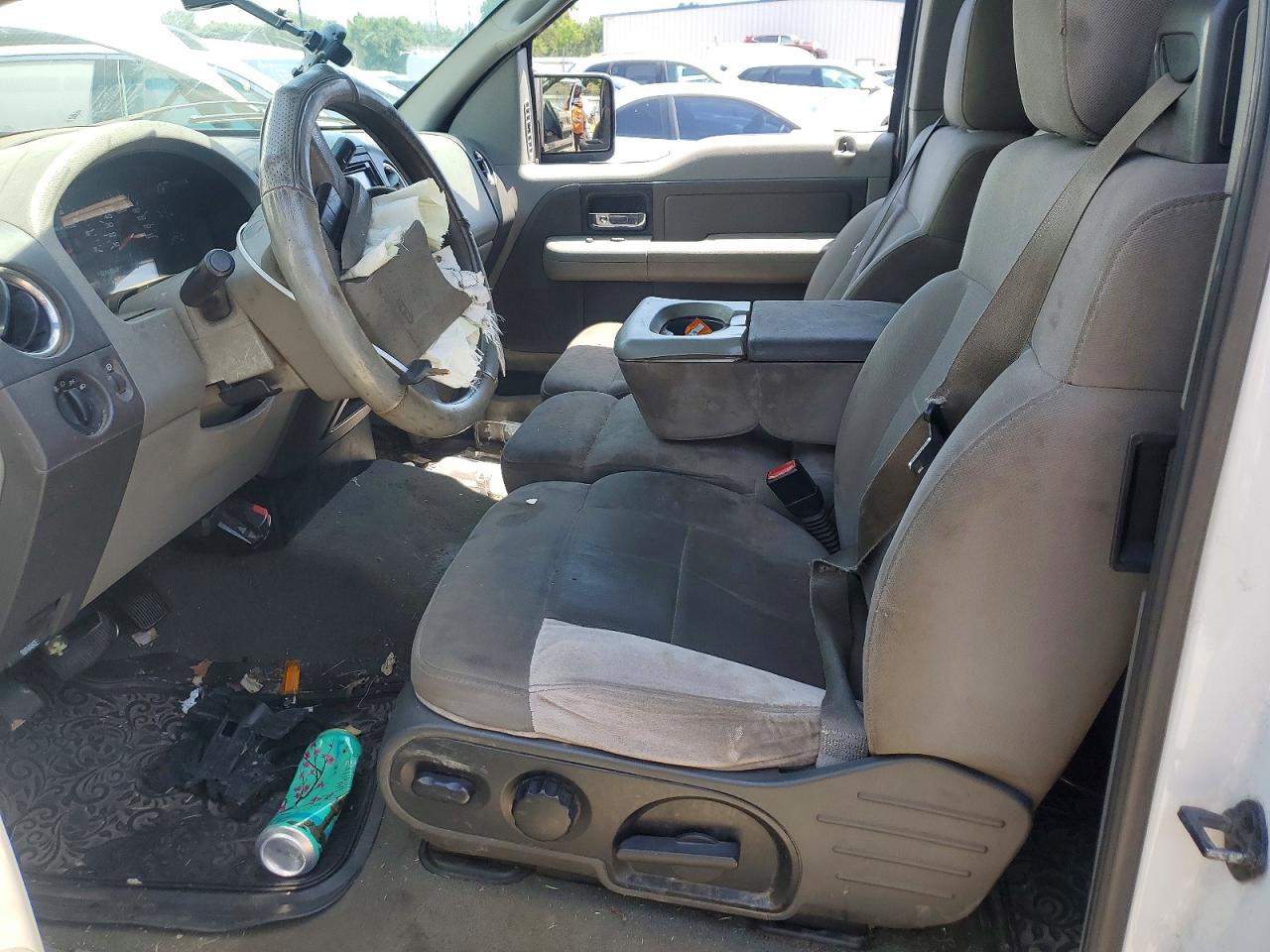 2006 Ford F150 White vin: 1FTPX12V36FB81285