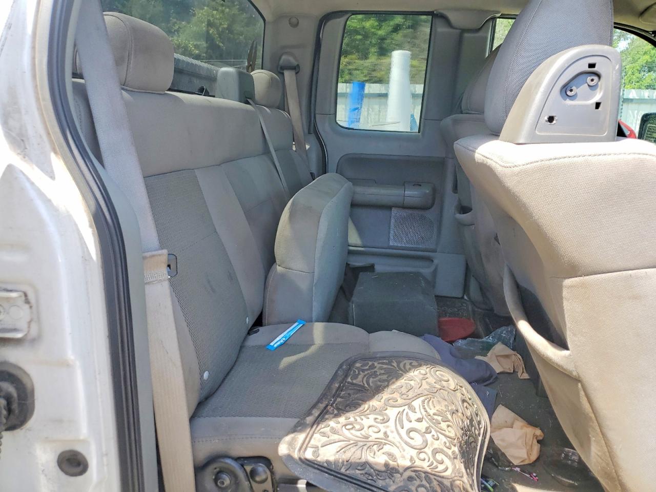 2006 Ford F150 White vin: 1FTPX12V36FB81285