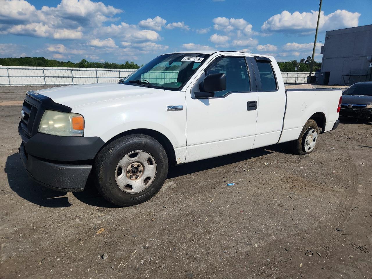 2007 Ford F150 White vin: 1FTPX12V37FB64116