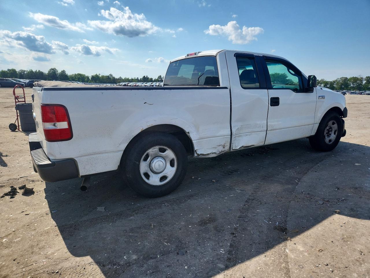 2007 Ford F150 White vin: 1FTPX12V37FB64116