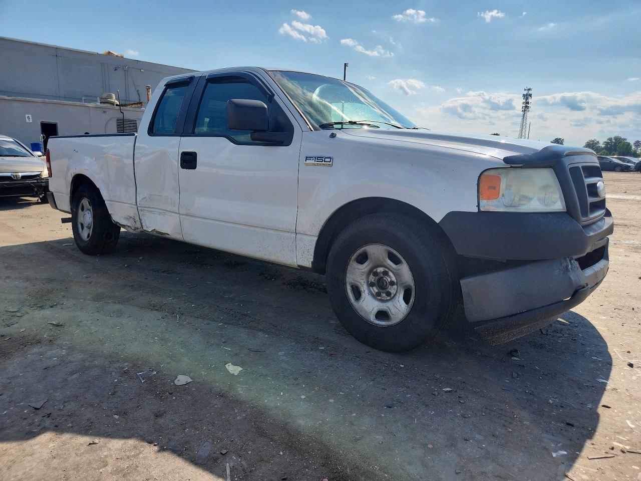 2007 Ford F150 White vin: 1FTPX12V37FB64116