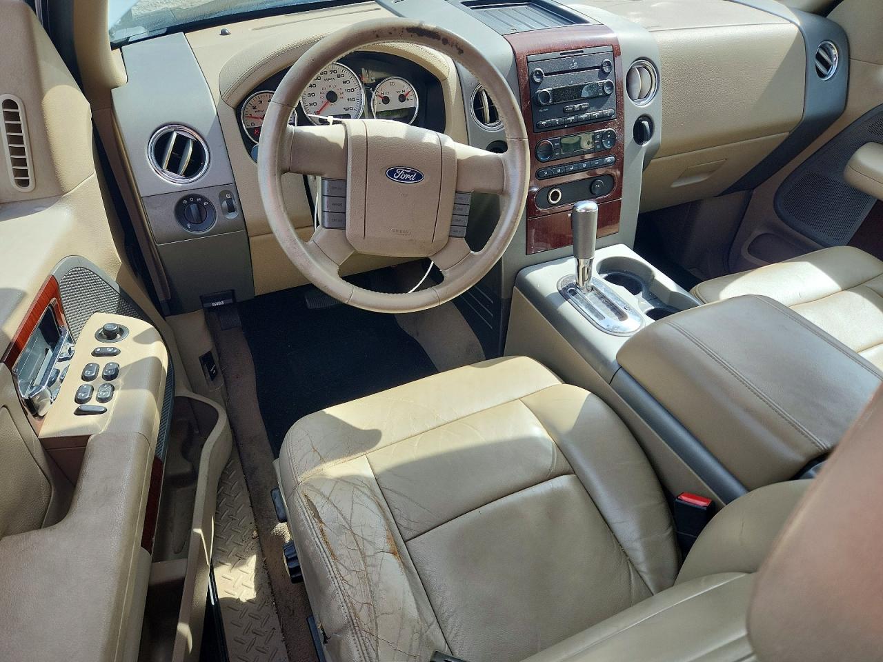 2007 Ford F150 White vin: 1FTPX12V37FB66173