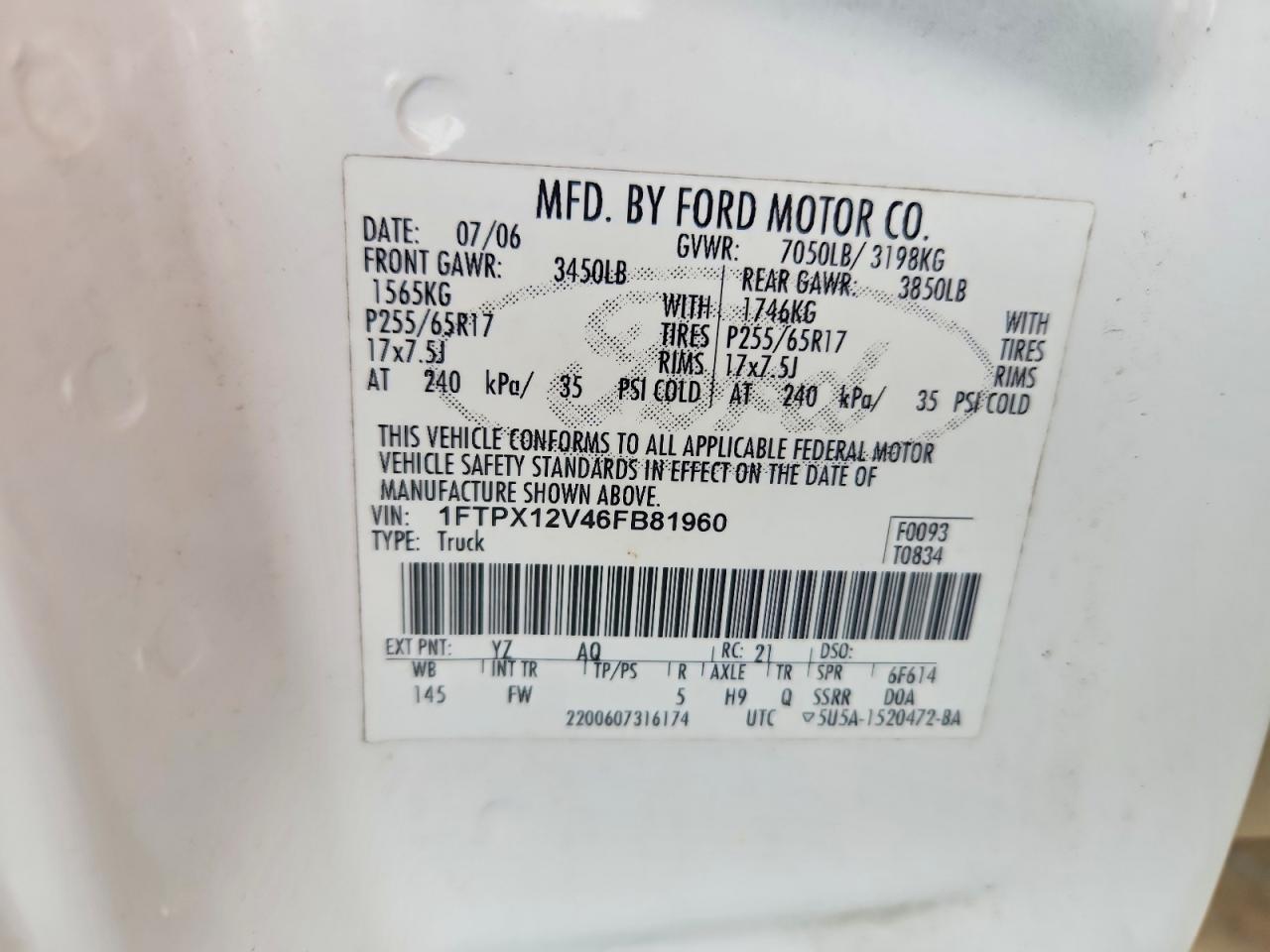 2006 Ford F150 Белый vin: 1FTPX12V46FB81960