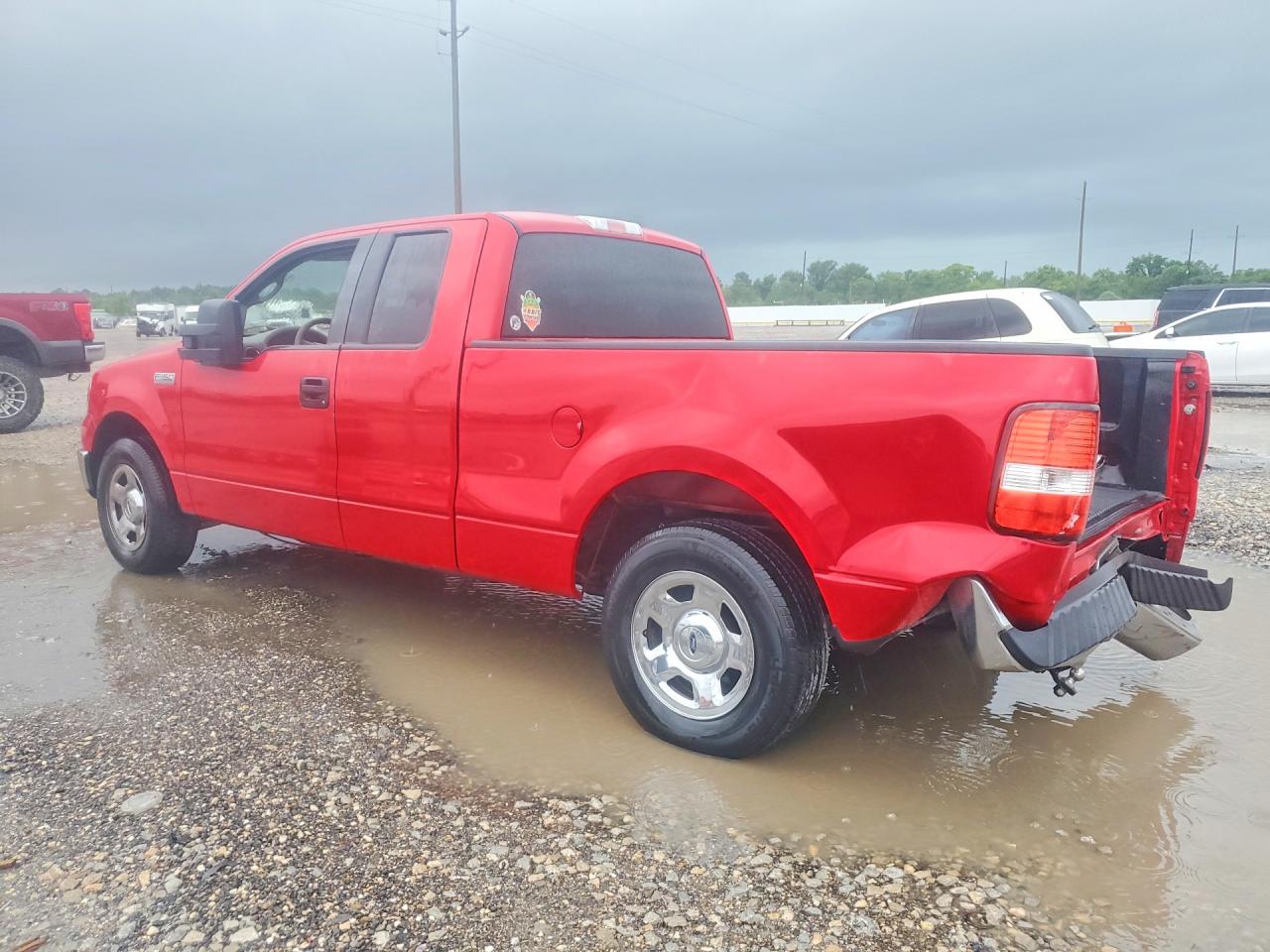 2008 Ford F150 Red vin: 1FTPX12V48KD13366