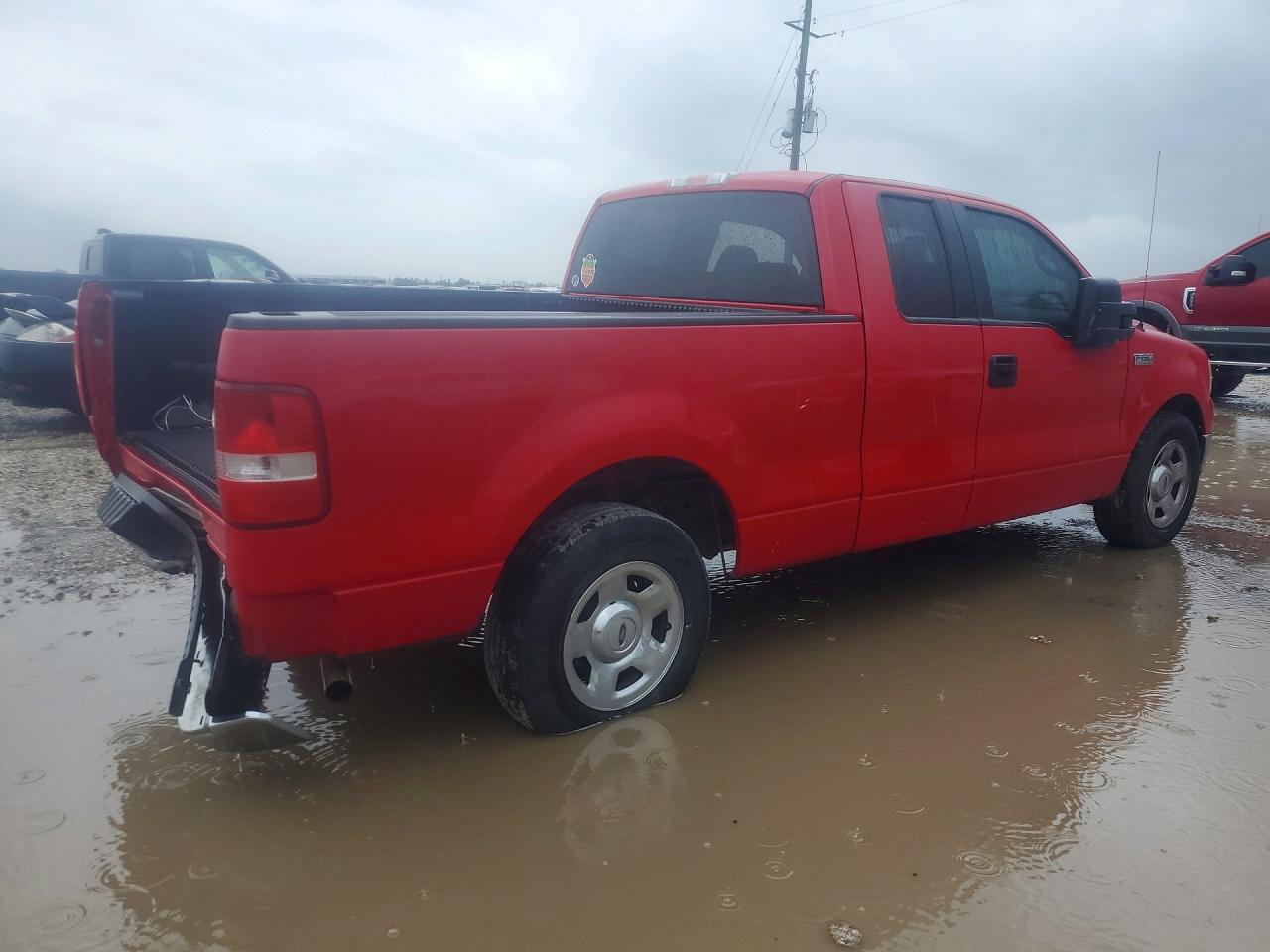 2008 Ford F150 Red vin: 1FTPX12V48KD13366