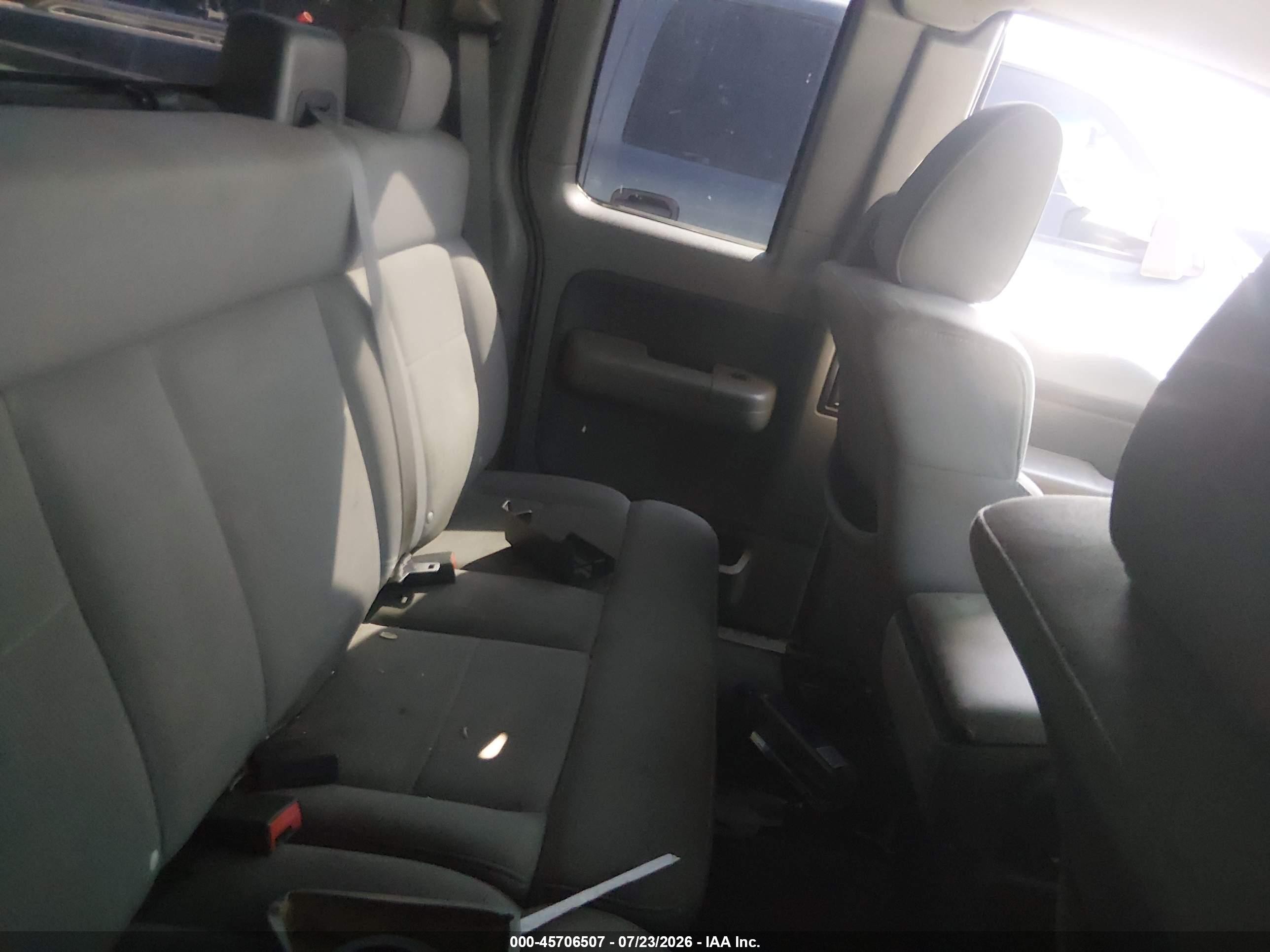2006 Ford F-150 Lariat/xl/xlt White vin: 1FTPX12V56KD92219