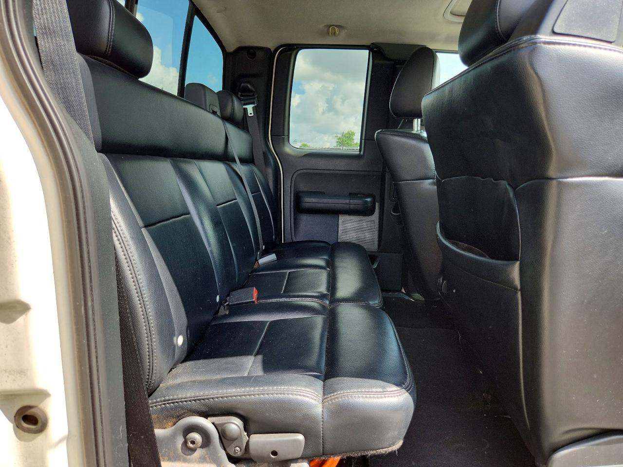 2008 Ford F150 White vin: 1FTPX12V58FA31570
