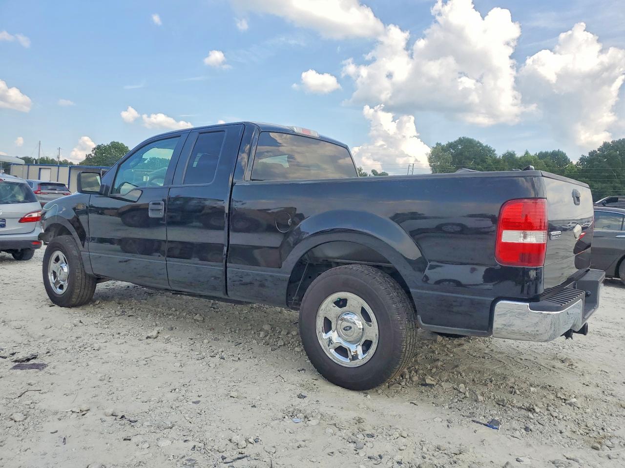2007 Ford F150 Black vin: 1FTPX12V67KD47047