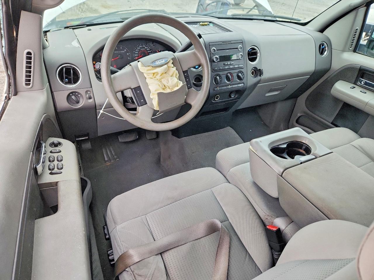 2008 Ford F150 White vin: 1FTPX12V88KC87547