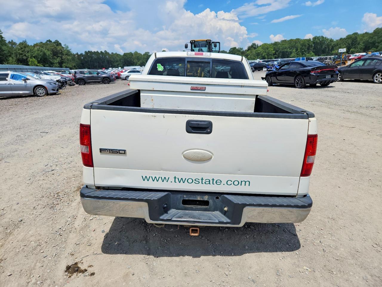 2008 Ford F150 White vin: 1FTPX12V98FA52731