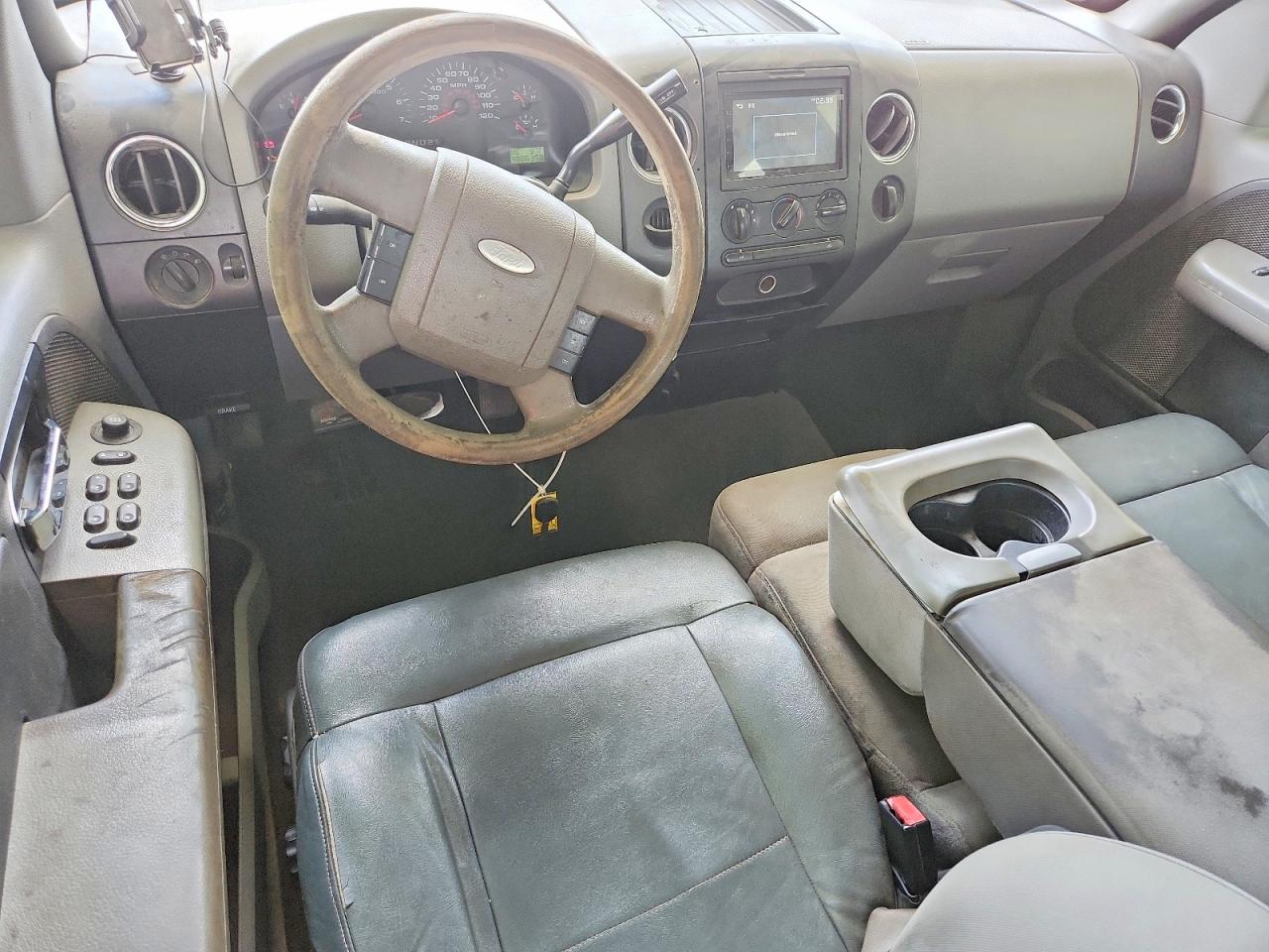 2008 Ford F150 White vin: 1FTPX12V98FA52731