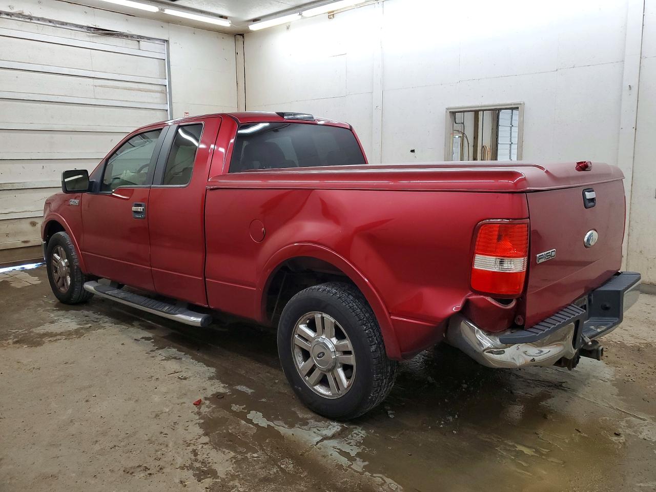 2008 Ford F150 Red vin: 1FTPX12VX8FB68827