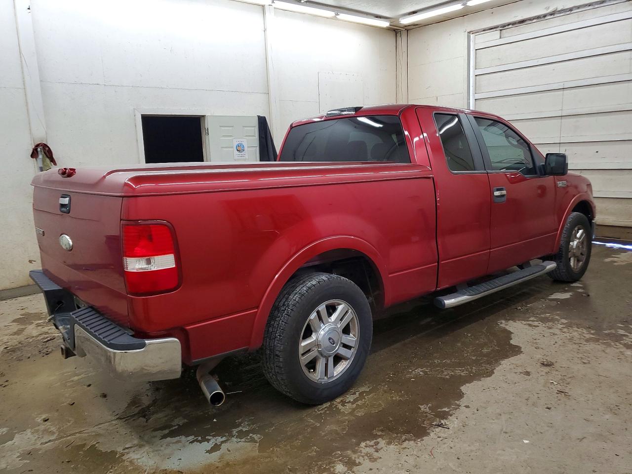 2008 Ford F150 Red vin: 1FTPX12VX8FB68827