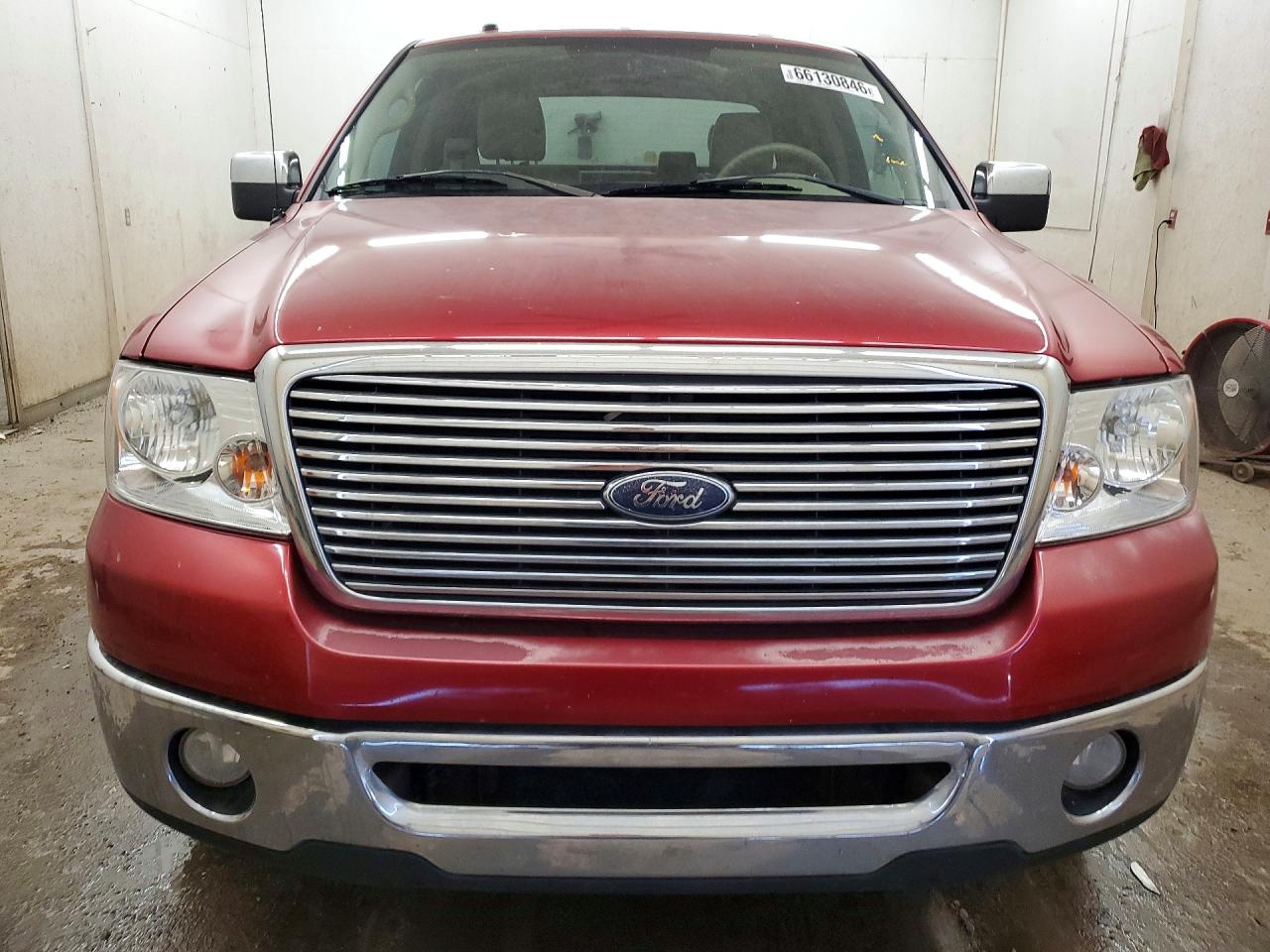2008 Ford F150 Red vin: 1FTPX12VX8FB68827