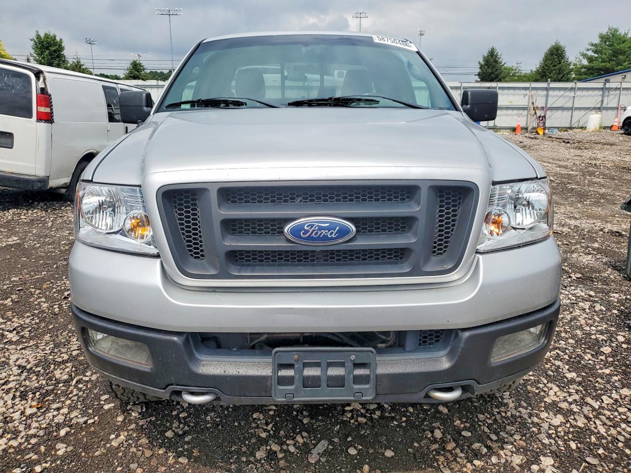 2004 Ford F150 Silver vin: 1FTPX14504KD95488