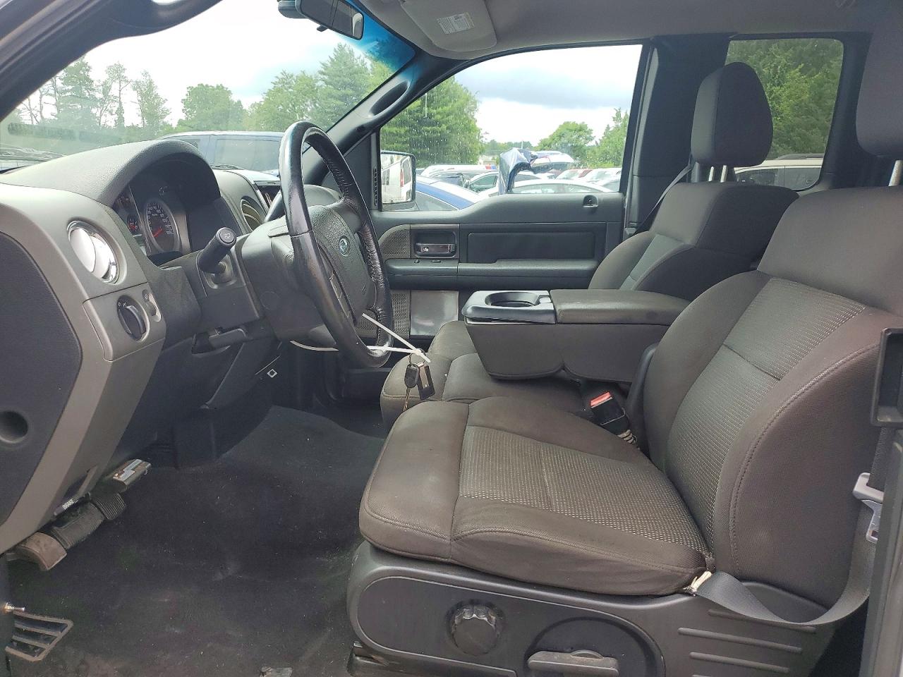 2004 Ford F150 Silver vin: 1FTPX14504KD95488