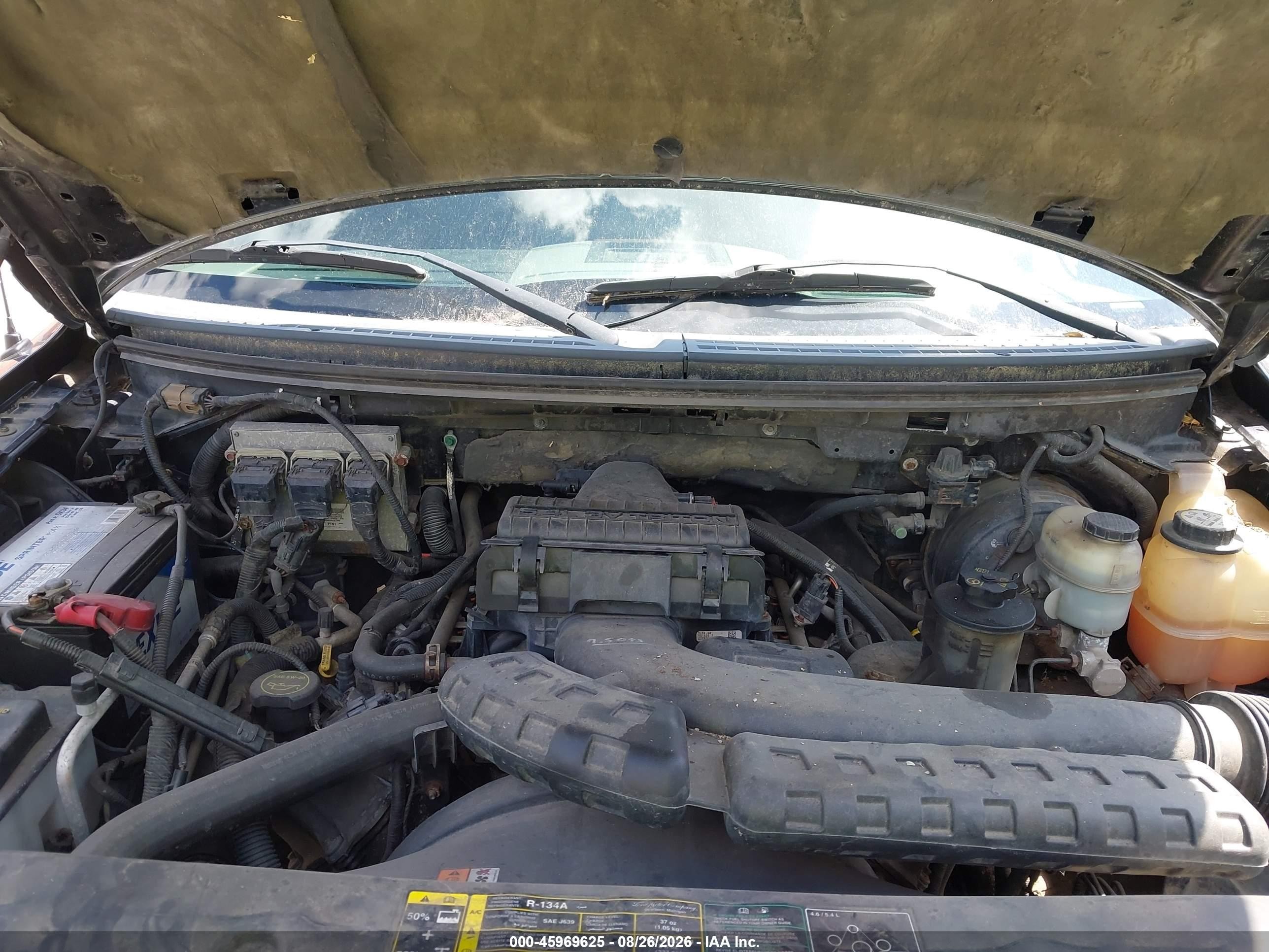 2004 Ford F150   Black vin: 1FTPX14504NA61928