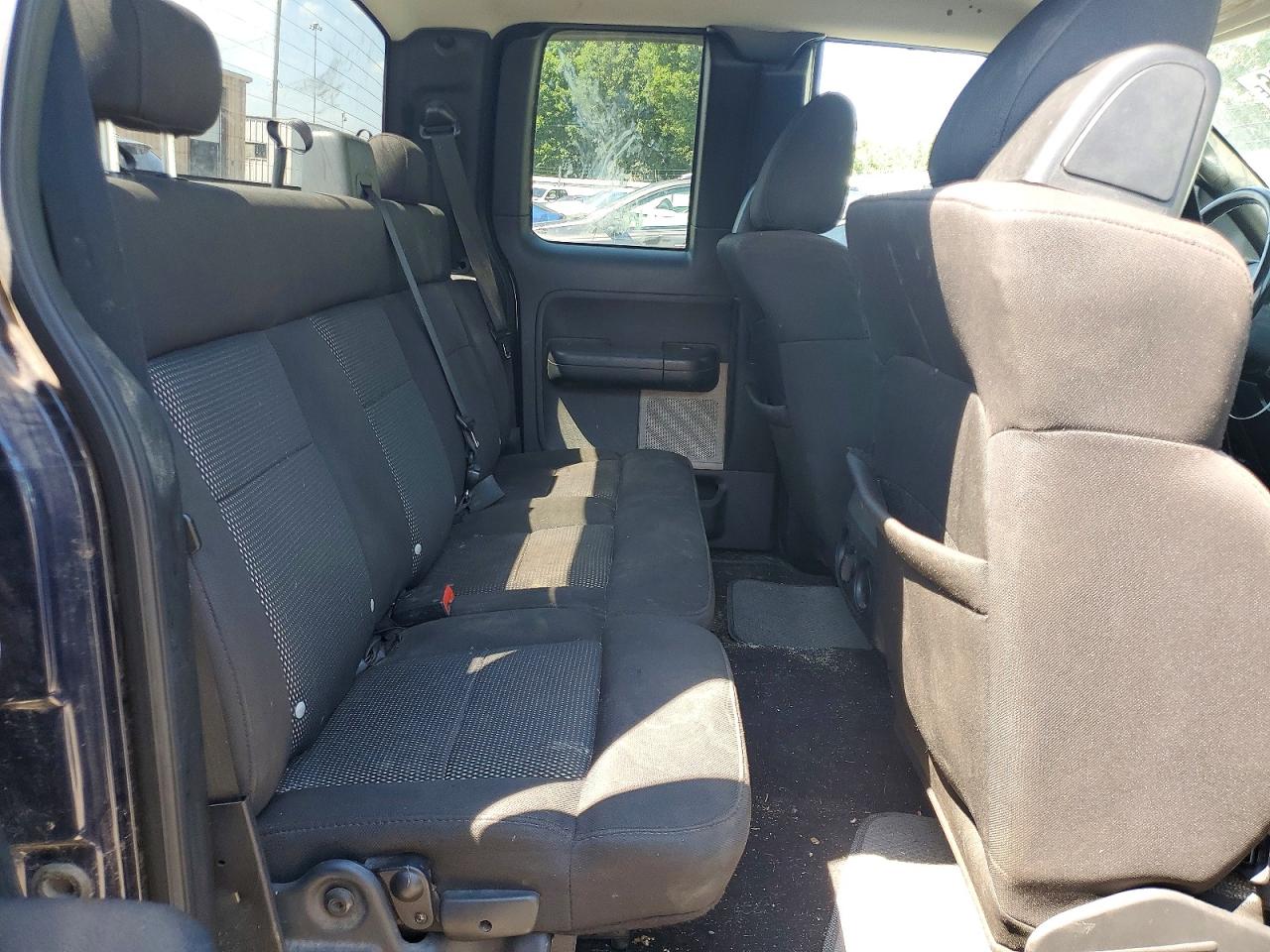 2004 Ford F150 Blue vin: 1FTPX14504NB82930