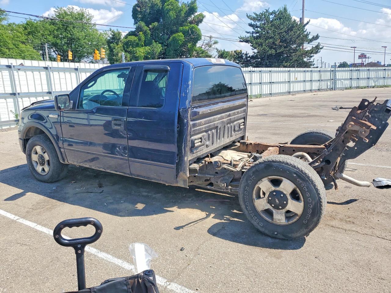 2004 Ford F150 Blue vin: 1FTPX14504NB82930
