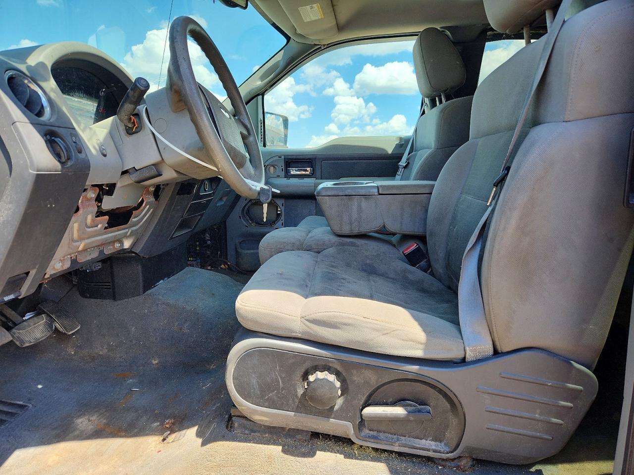 2004 Ford F150 Черный vin: 1FTPX14504NC19670