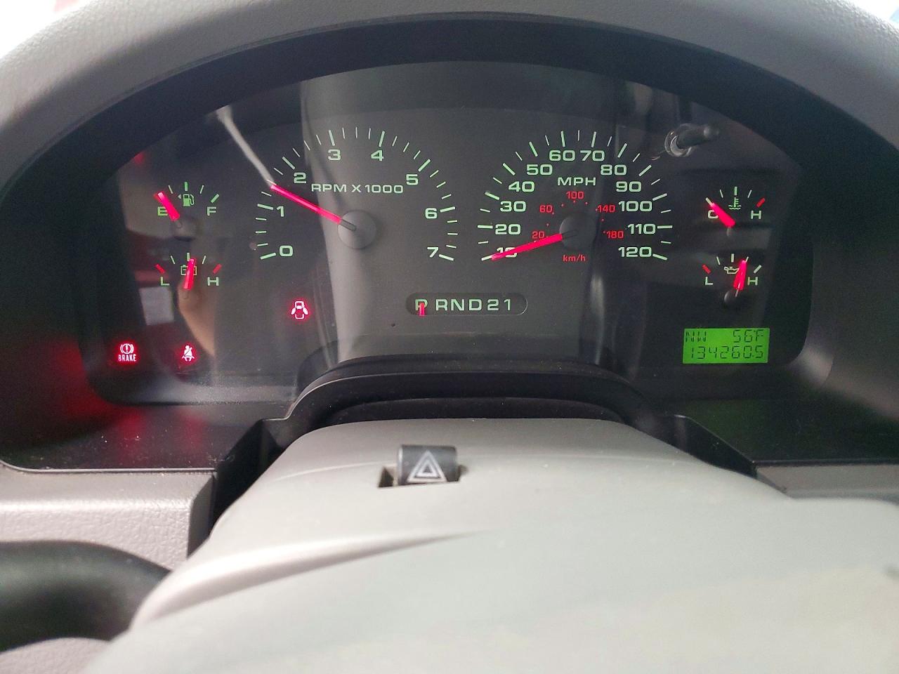 2005 Ford F150 Burgundy vin: 1FTPX14505FA22994