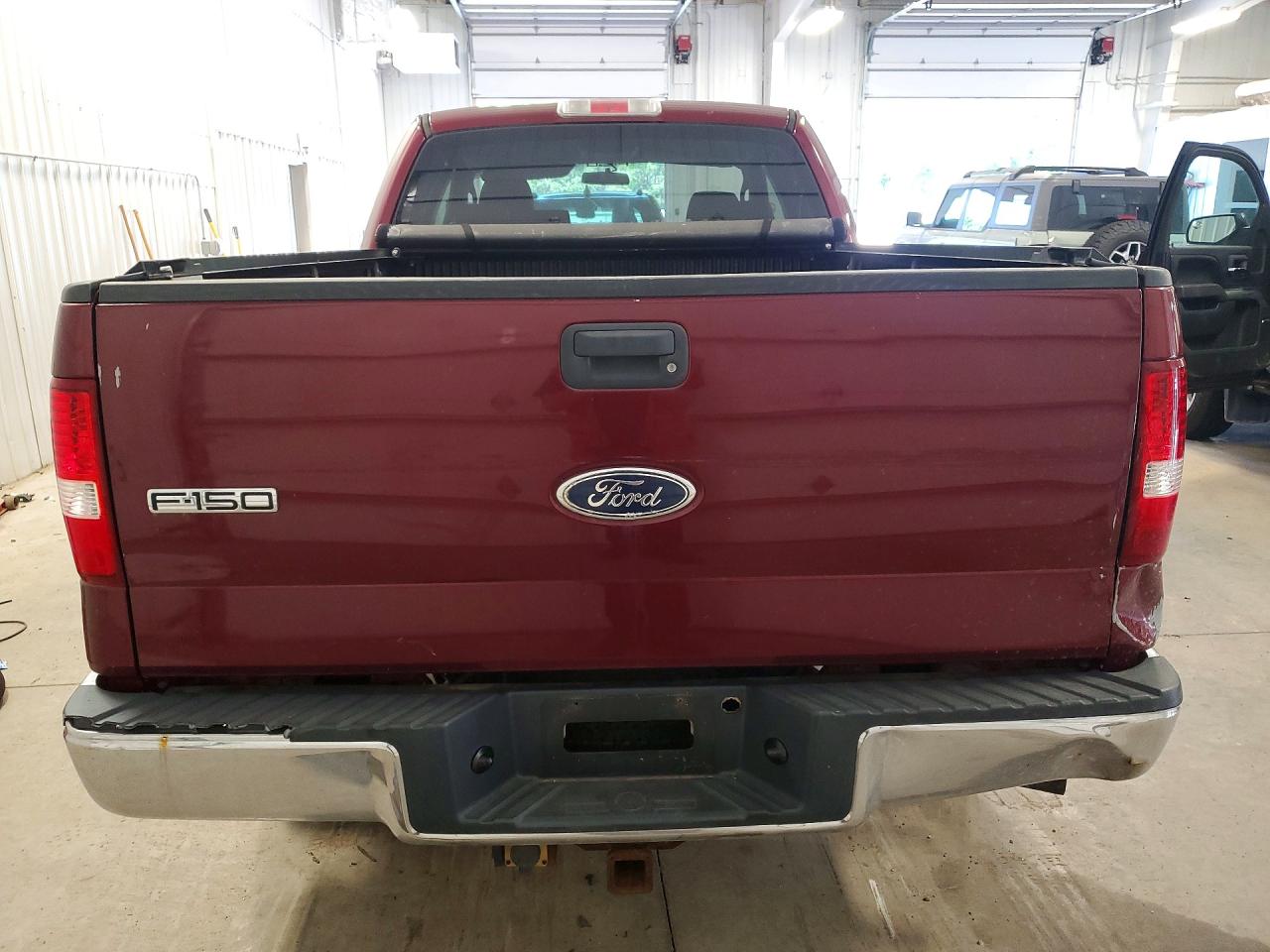 2005 Ford F150 Burgundy vin: 1FTPX14505FA22994