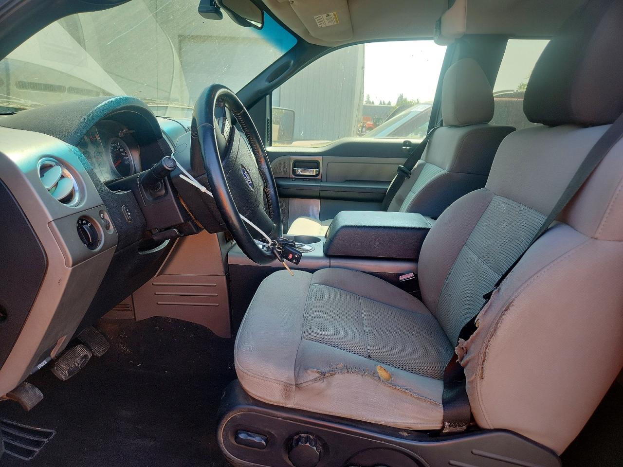2005 Ford F150 Black vin: 1FTPX14505FB42911